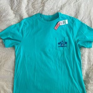 Vineyard Vines, size L, shortsleeved tshirt